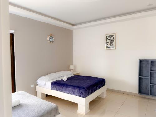 8f25a936-603e-4fc1-87e3-b8d2e512a54f_2