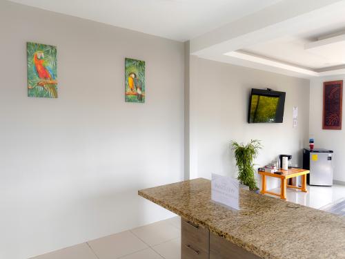 ba044480-5d71-4e3c-b717-56524caac668_2